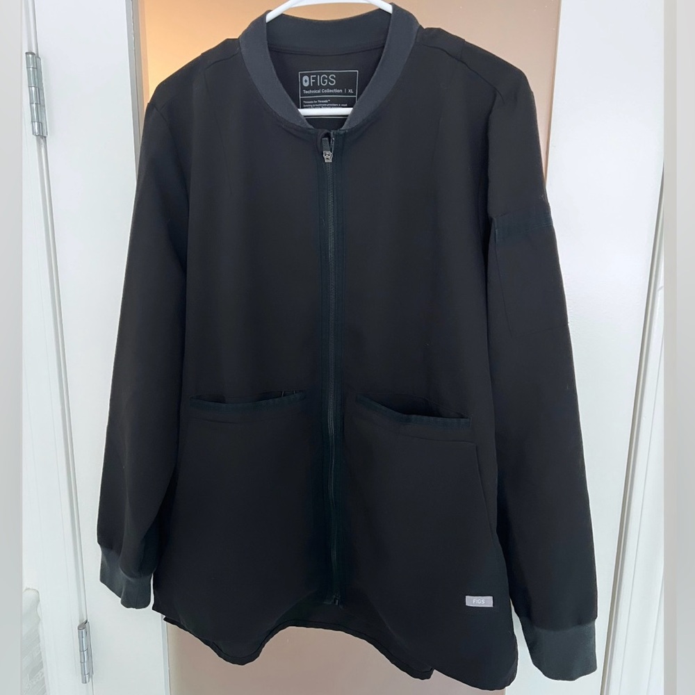 FIGS Bellery Scrub Jacket